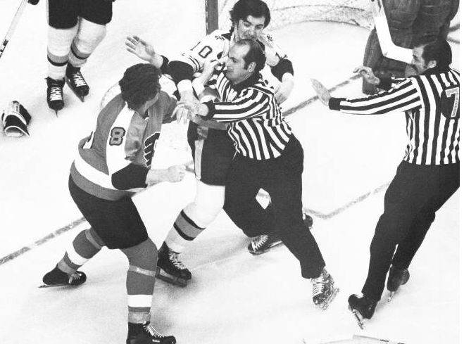 bruins flyers fight in seventees