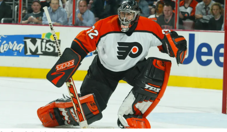 Roman Cechmanek of the Philadelphia Flyers